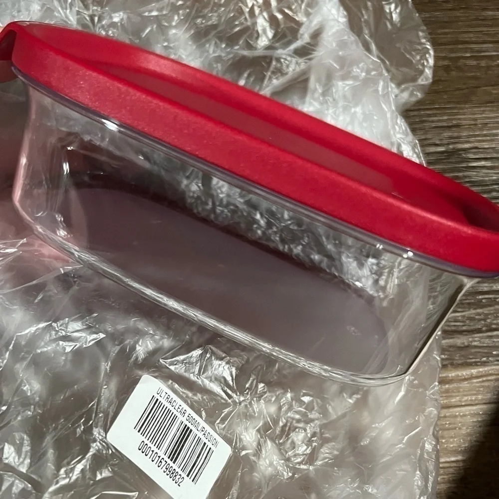 Tupperware Ultra Clear 2 Cup Container